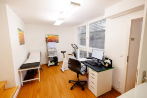 04 08 Bild BehanlungsraumHamal G1