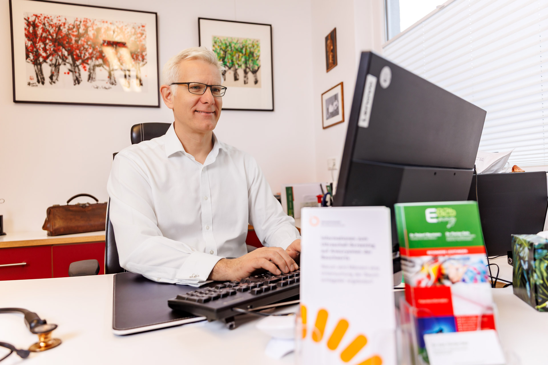 Dr. Florian Sels